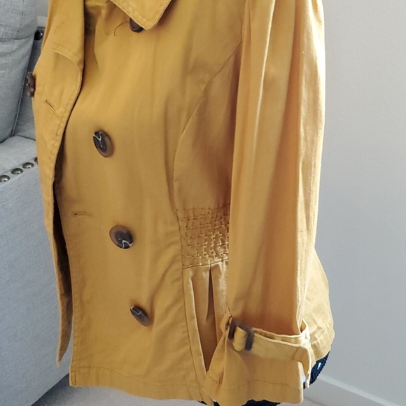 Jacket - Picture 6 of 7